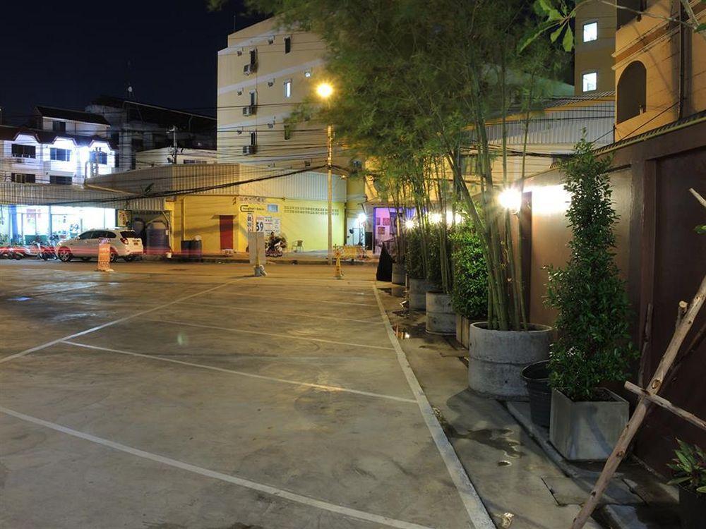 Chitra Suite Pattaya Εξωτερικό φωτογραφία