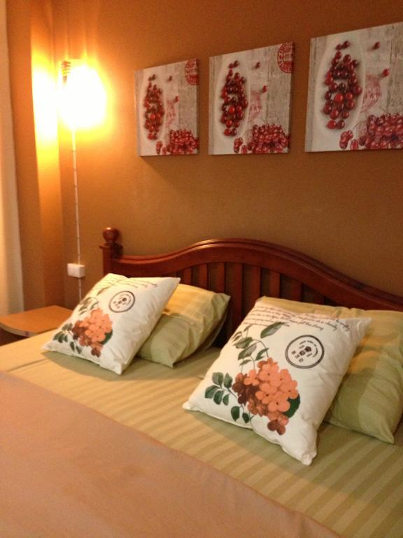 Chitra Suite Pattaya Δωμάτιο φωτογραφία