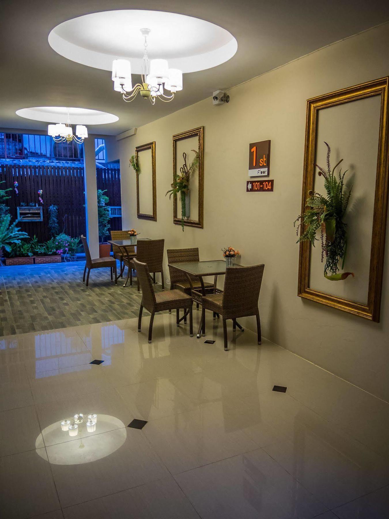 Chitra Suite Pattaya Εξωτερικό φωτογραφία